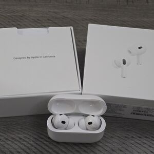 Apple AirPods Pro with Charging Case